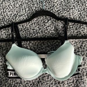 Victoria’s Secret T-Shirt Bra